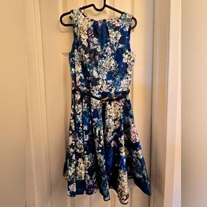 Closet London - Floral Sleeveless Dress with Belt